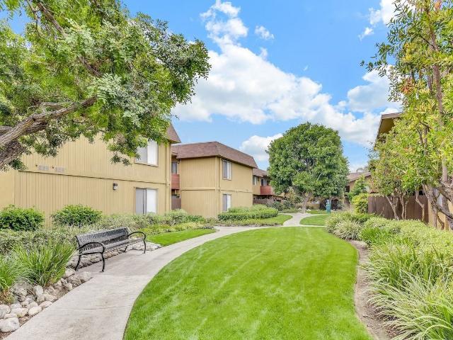 Apartment for rent in Anaheim, California