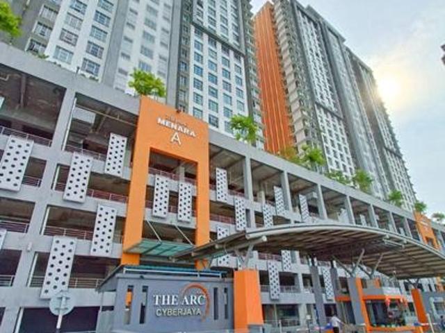 Serviced Residence for sale in Tanjong Sepat, Selangor