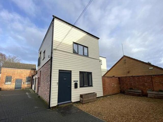 House for rent in Lyons, Greater London