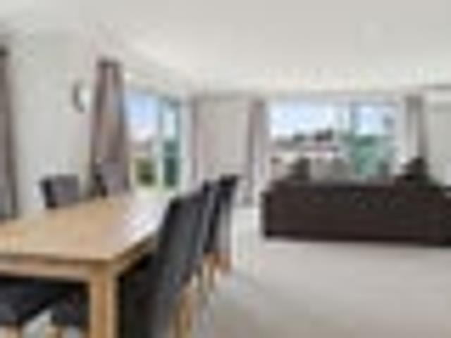 House for sale in Hamilton City, Hamilton