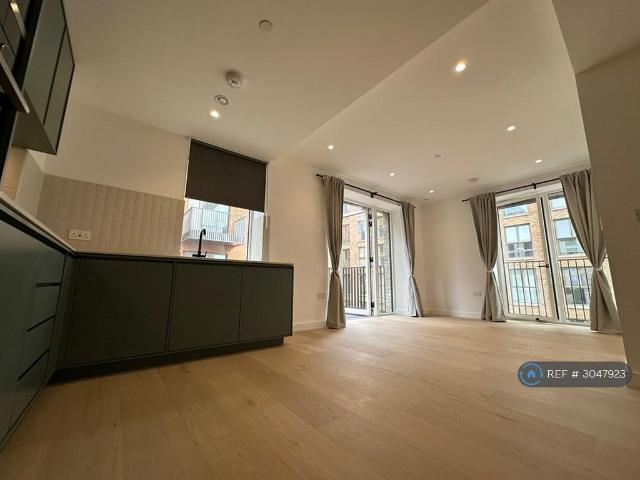Apartment for rent in Brent Cross, Greater London