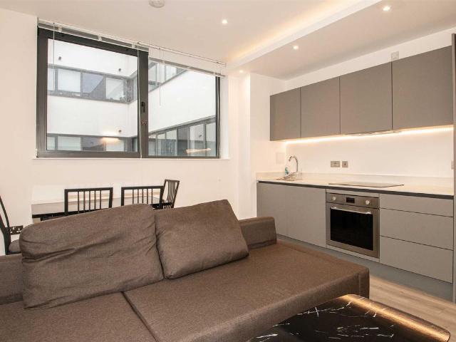 Apartment for rent in Linford Wood, Milton Keynes