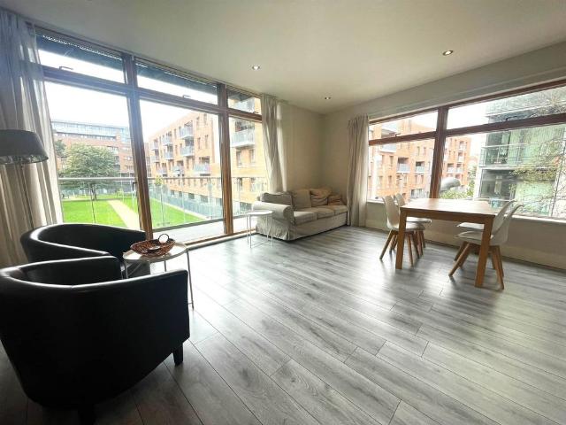 Apartment to rent in Bluebell, North Tipperary