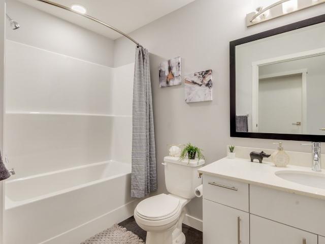 Apartment for rent in Winfield, British Columbia