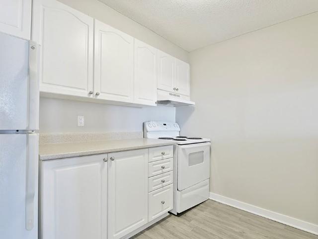 Apartment for rent in Mulhurst Bay, Ontario
