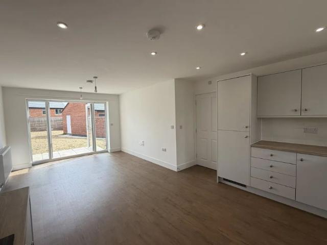 House for rent in Priors Hall Park, Weldon