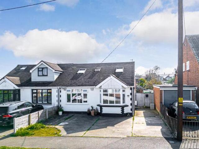 House for sale in Essex