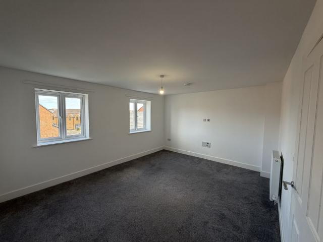Townhouse for rent in Priors Hall Park, Weldon