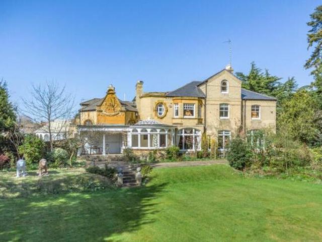 House for sale in Northampton, Northamptonshire