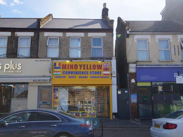 Apartment for rent in Highams Park, Greater London