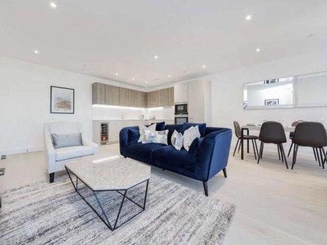 Apartment for rent in Brondesbury, Isle Of Man