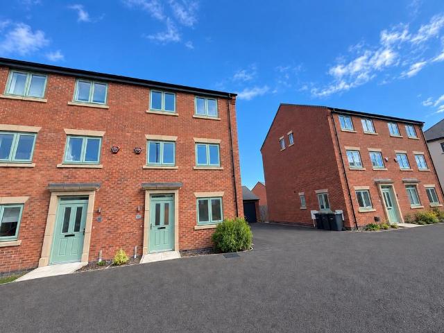 House for rent in Priors Hall Park, Weldon