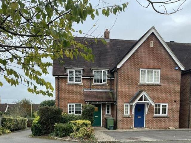 House for sale in The Slade, Oxfordshire