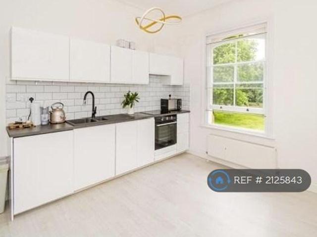 Apartment for rent in Bellevue, Southampton