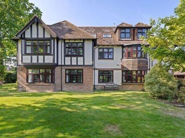 House for sale in Littlecote, West Sussex