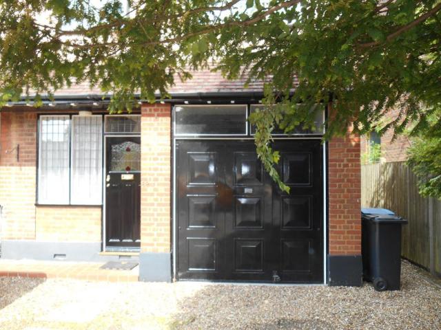 Studio for rent in North Watford