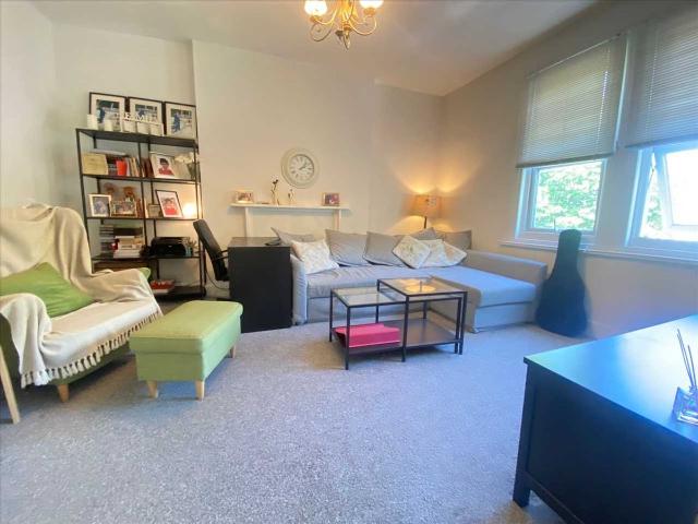 Apartment for rent in London Borough of Ealing, Hanwell