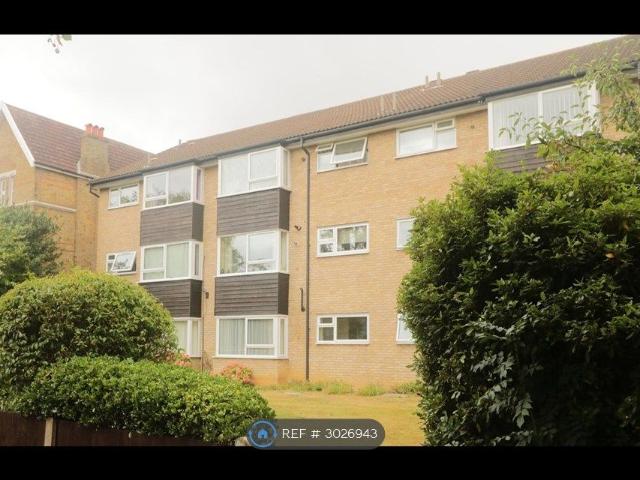 Apartment for rent in Cuddington, Epsom and Ewell