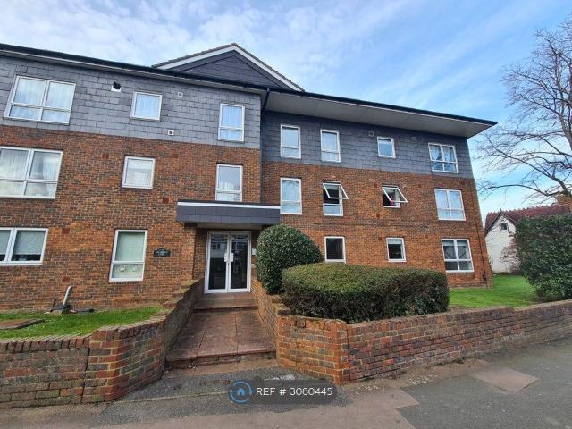 Apartment for rent in Cuddington, Epsom and Ewell