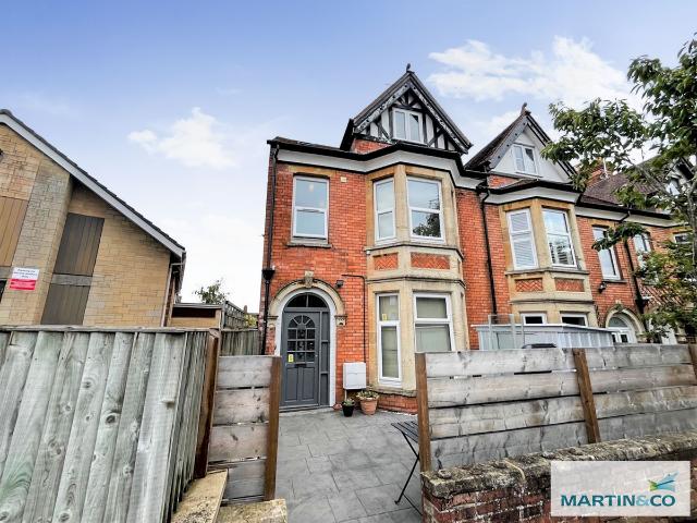 Room for rent in Yeovil, Somerset