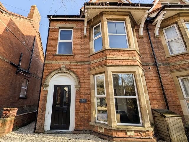 Room for rent in Yeovil, Somerset