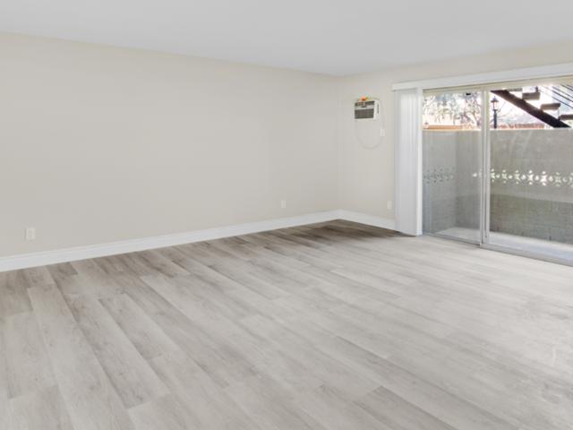 Apartment for rent in Azusa, Los Angeles County