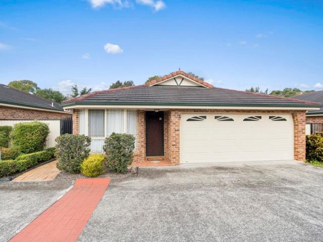 Villa for sale in Wollongong West, New South Wales