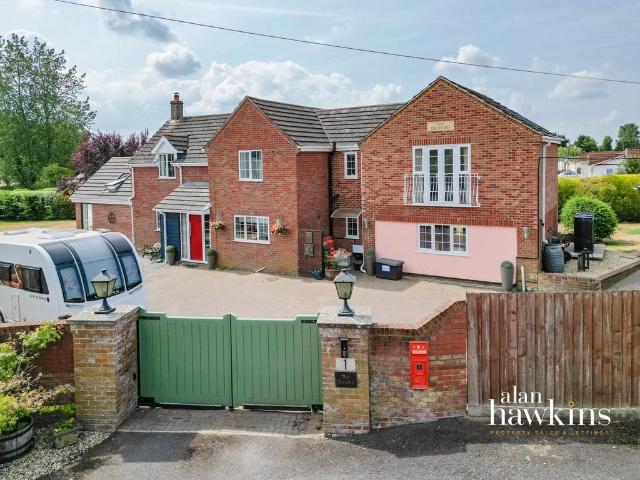 House for rent in Lyneham and Bradenstoke, Bradenstoke