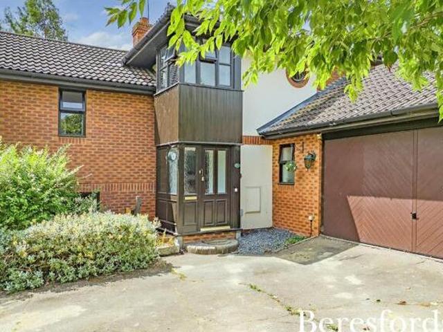 House for sale in Langdon Hills, Essex