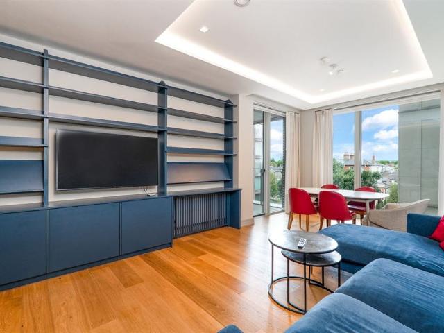 Apartment to rent in Bluebell, North Tipperary