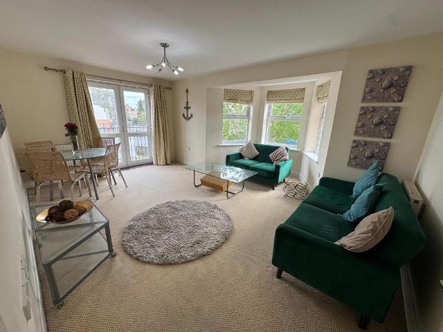 Apartment for rent in Old Town, Swindon