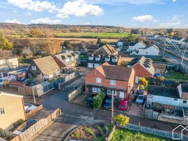 House for sale in Beeston, Sandy