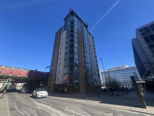 Apartment for rent in City Centre, Salford