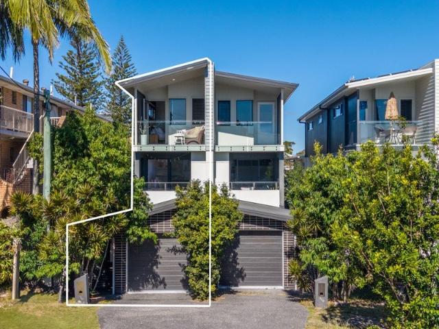 Duplex for sale in Fernbrook, Queensland