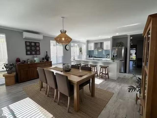 House for rent in Golden Bay