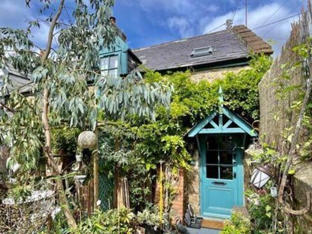 House for sale in Ilminster, Somerset