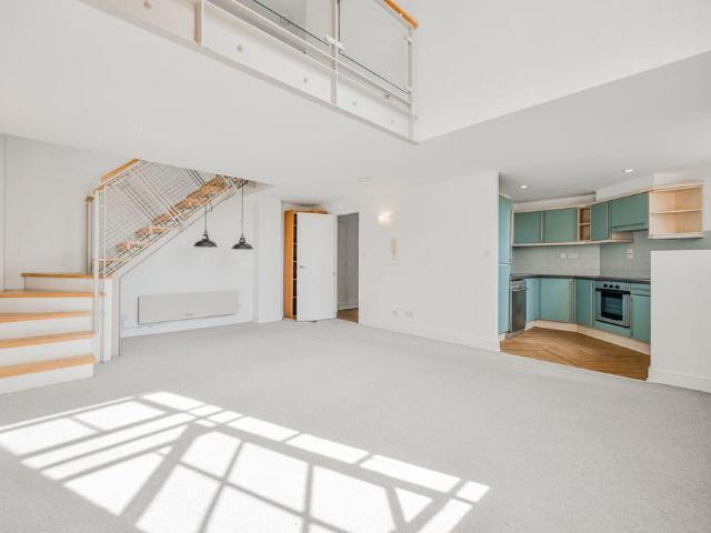 Apartment for rent in Holloway, Greater London