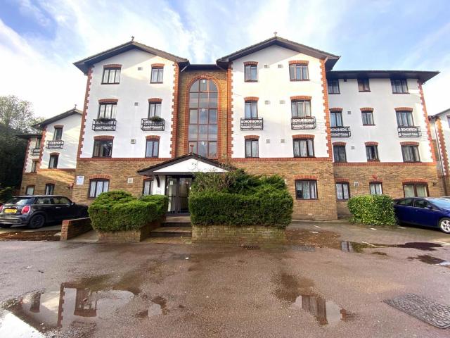 House for rent in London Borough of Hounslow, Heston
