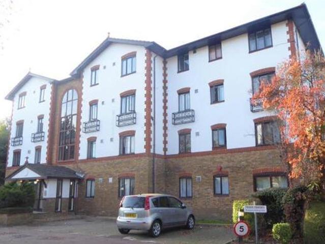 House for sale in Greater London