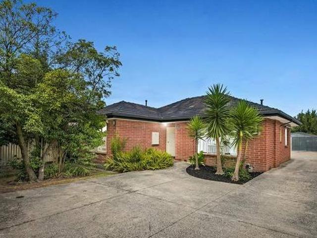 House for sale in Dandenong
