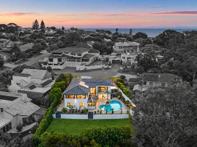 House for sale in City Beach, Town of Cambridge