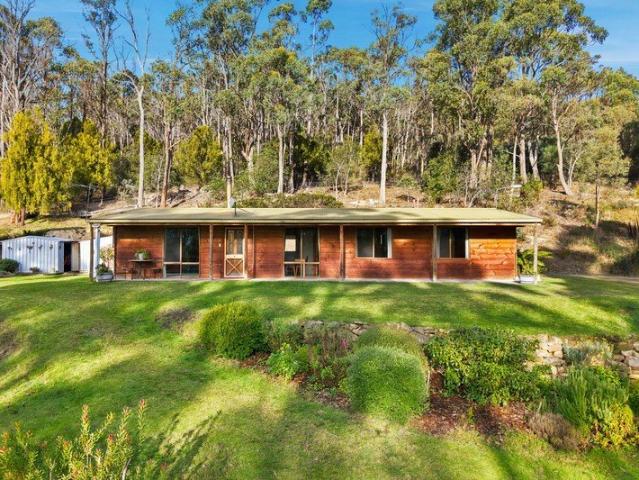 House for sale in Lachlan, Tasmania