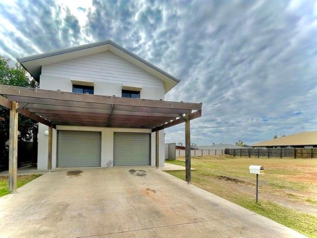Townhouse for sale in Moranbah, Queensland