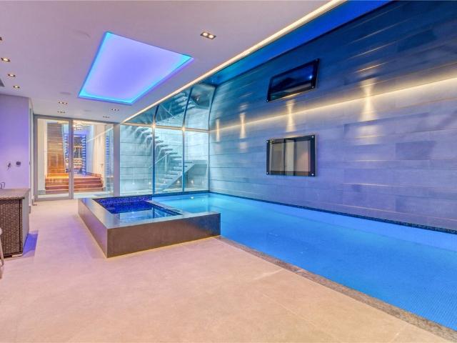 House for rent in Hampstead Garden Suburb, Greater London