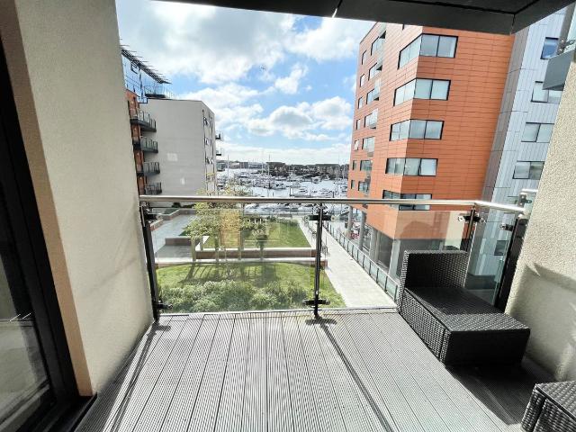 Apartment for rent in Ocean Village, Southampton