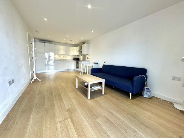 Apartment for rent in Ocean Village, Southampton