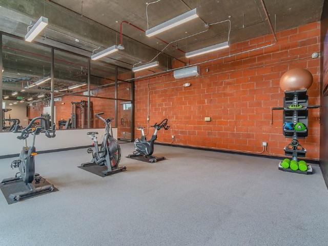 Apartment for rent in Canoga Park, California