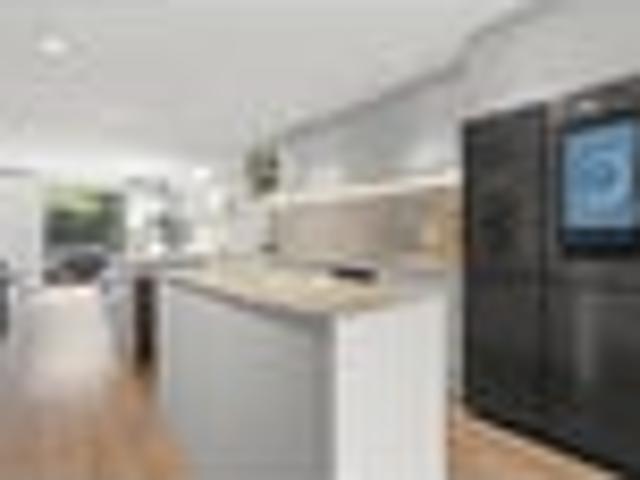 Townhouse for sale in Whangaparaoa