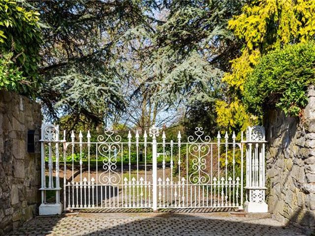 Detached House for sale in Drogheda, North Tipperary