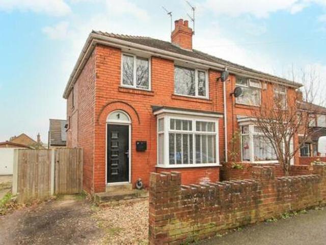 House for sale in Edenthorpe, South Yorkshire